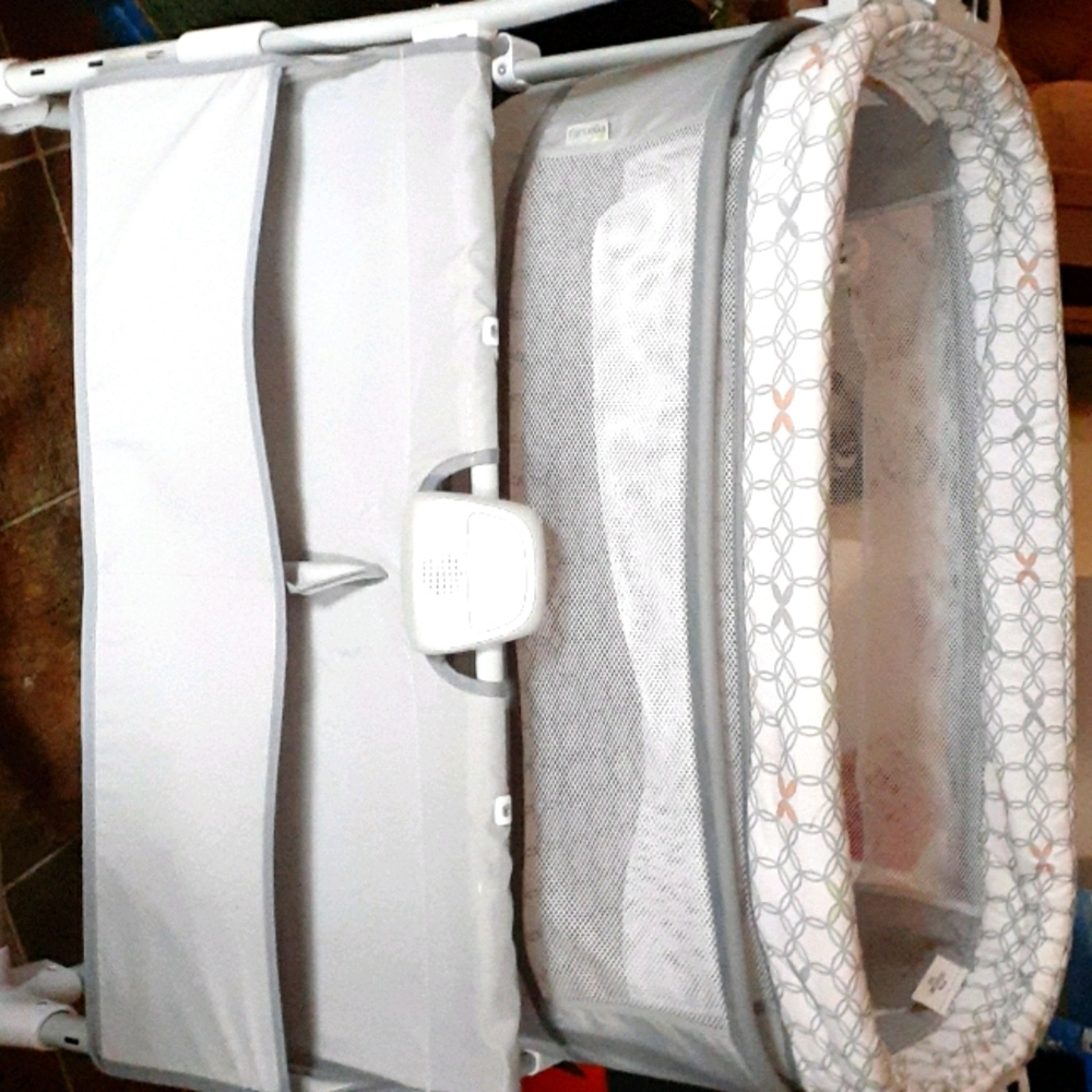 Ingenuity dream&grow bedside bassinet
